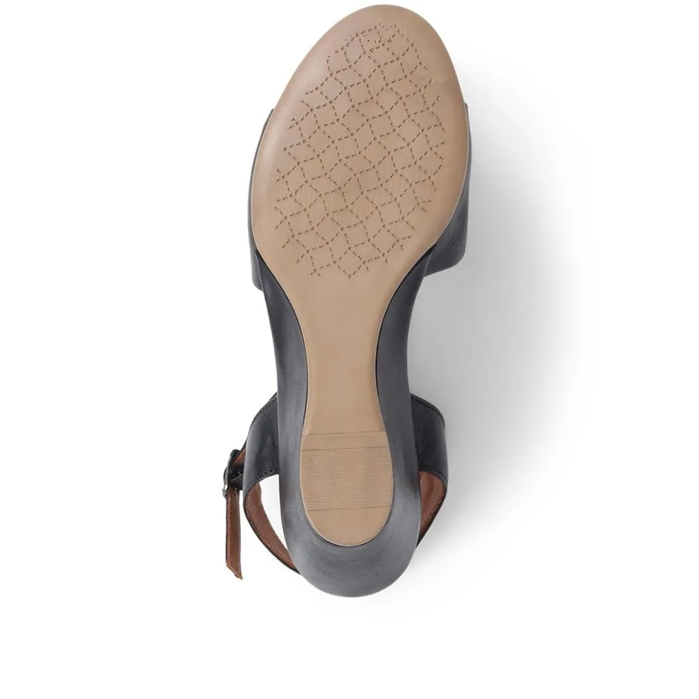 Adjustable Buckle Wedges - BELMETIN37017 / 323 773