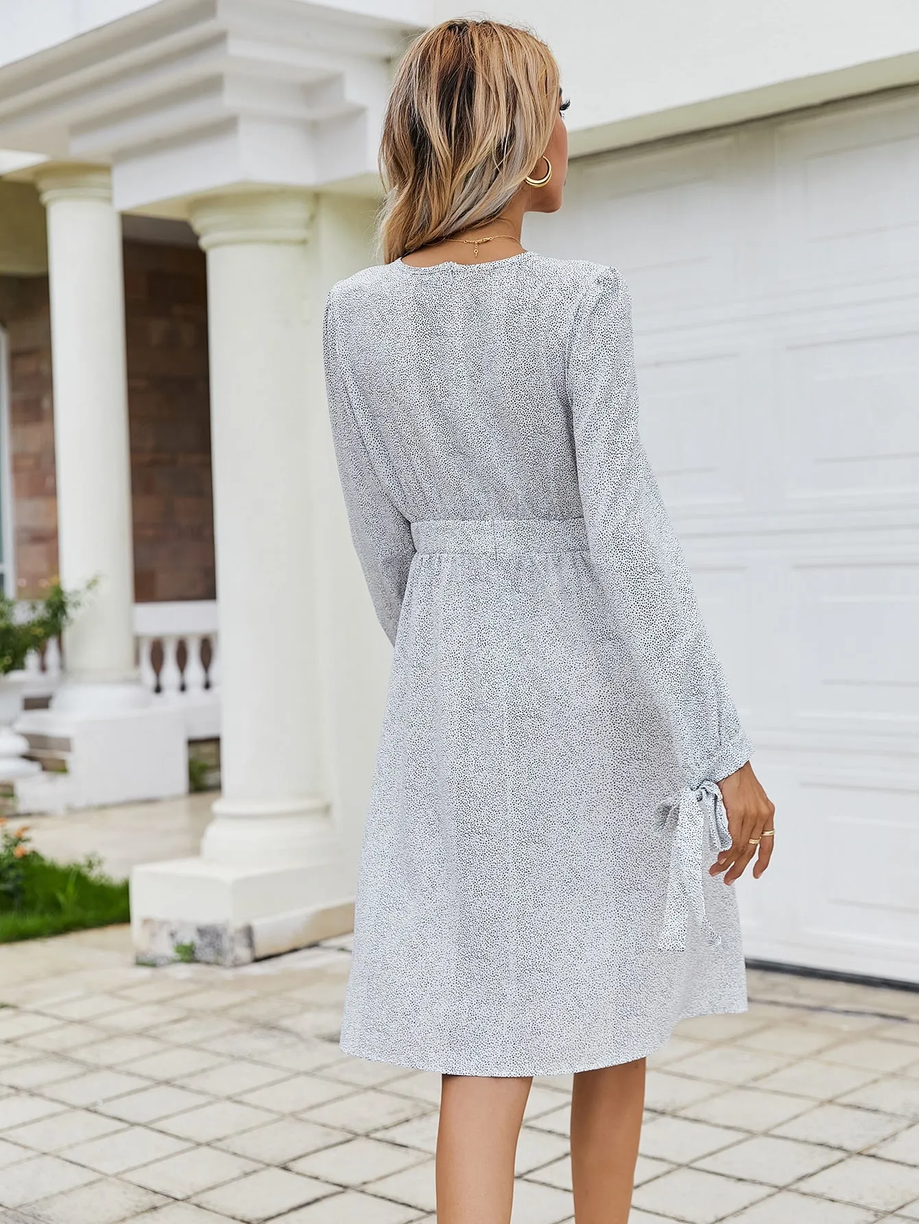 Elegant All Over Print Split Thigh Long Sleeve Round Neck Slit High Waist Knee Length Dress