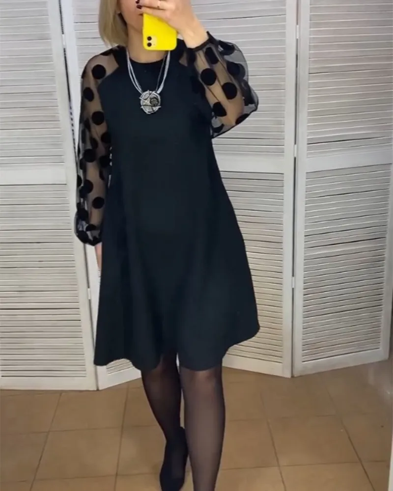 Elegant polka dot pattern dress