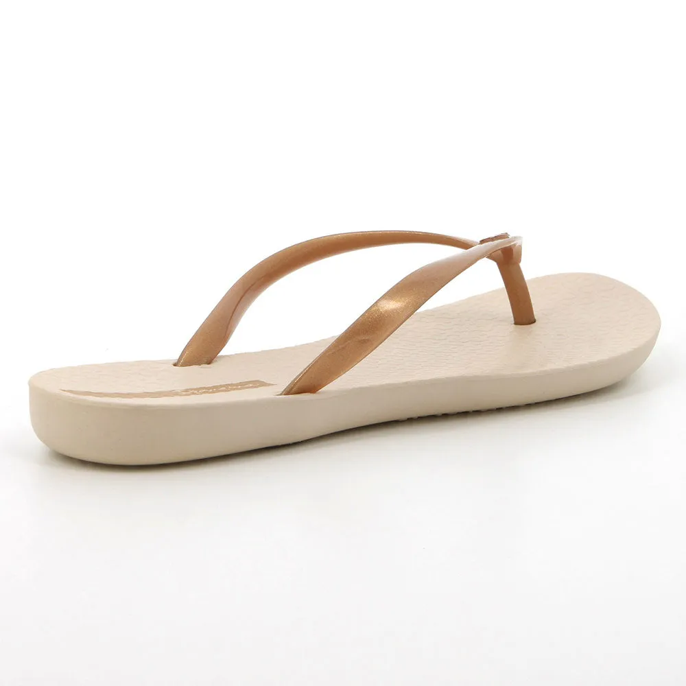 Ipanema Thong Slip On Sandal - Beige