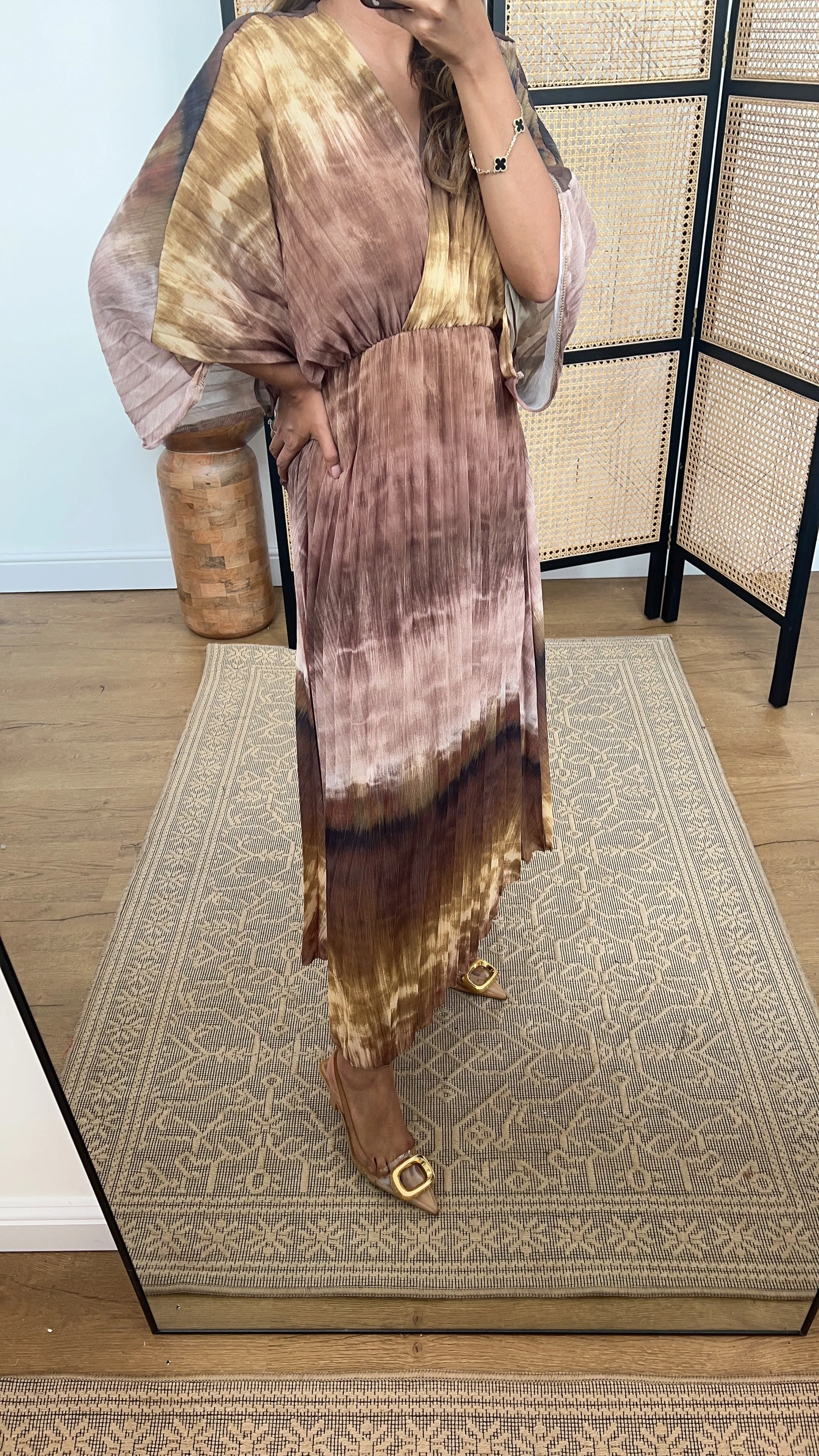 Mila dress in brown