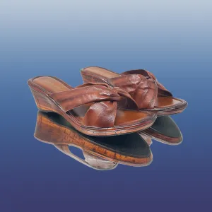 Posh Tan wedges