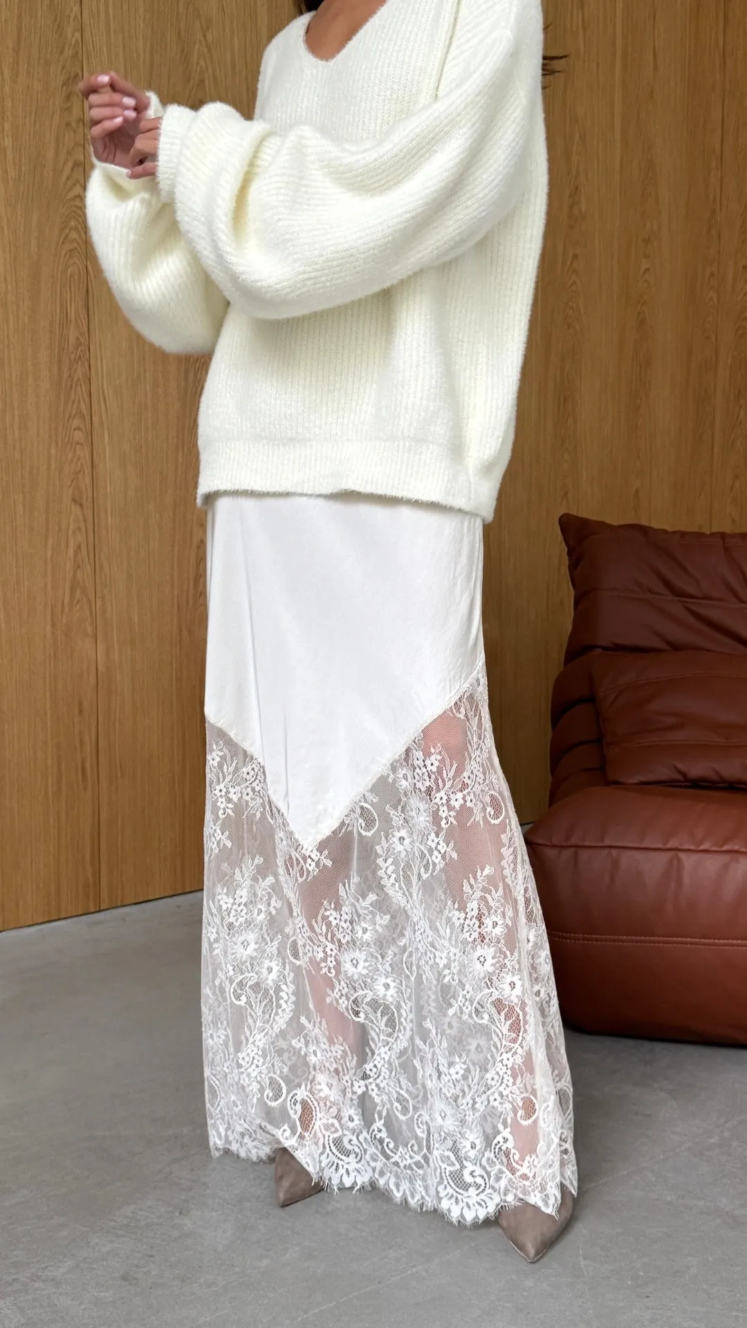 SOLENE LACE SKIRT - MOONBEAM