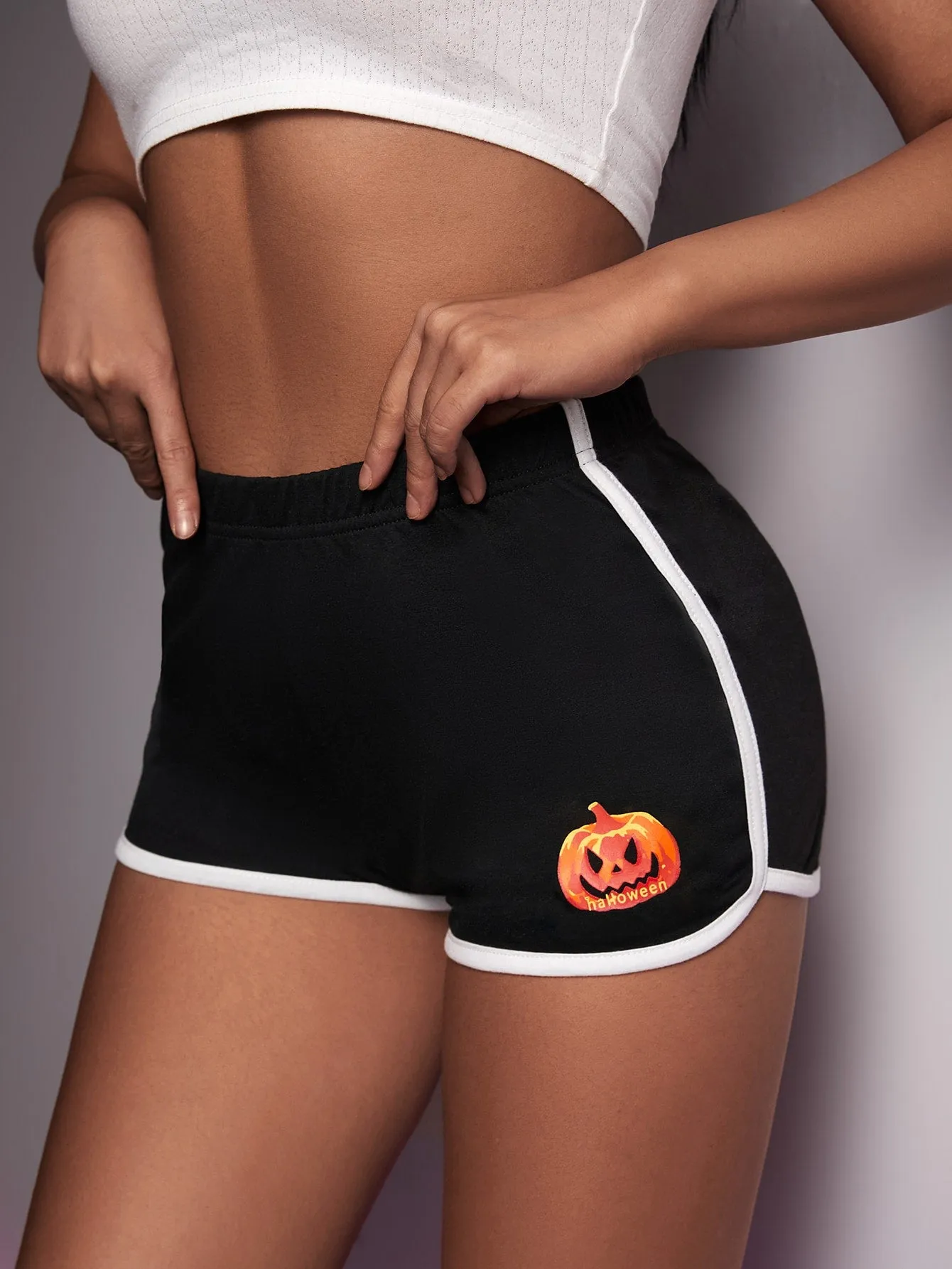 Sporty Halloween Contrast Binding Natural Women Shorts